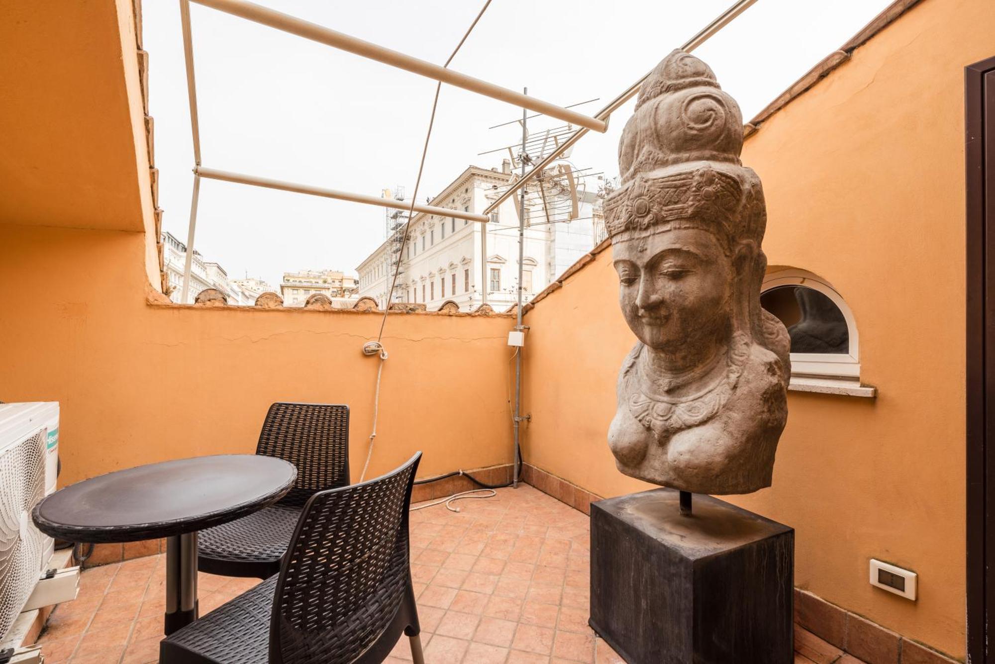 Penthouse - Private Affittacamere 3*